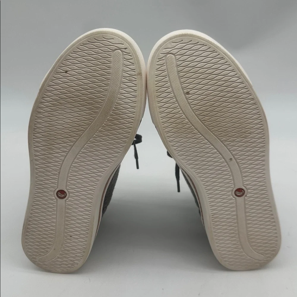 CLARKS Un Maui Shoes Lace Sneakers Women Size 6 Gray Contoured Comfort Wool